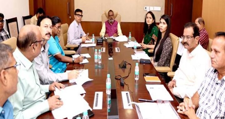 जिला दिव्यांग पुनर्वास केंद्रों को मजबूत बनाएं, निर्बाध संचालन सुनिश्चित करें : मंत्री कुशवाहा