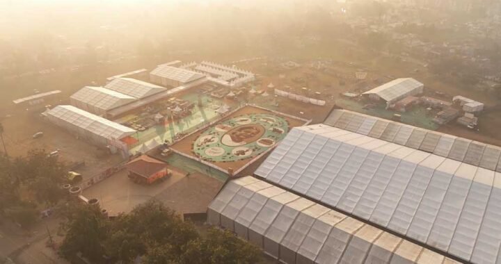 बस्तर के लालबाग में वनोपज से सजी 20,700 वर्गफीट की भव्य रंगोली ने रचा विश्व रिकॉर्ड, राष्ट्रपति  द्रौपदी मुर्मु ने किया अवलोकन