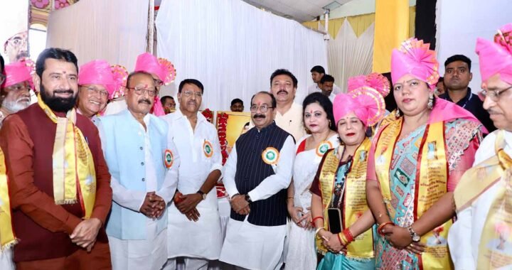 अखिल भारतीय तैलिक साहू महासभा के राष्ट्रीय अधिवेशन में मुख्य अतिथि के रूप में शामिल हुए उप मुख्यमंत्री अरुण साव
