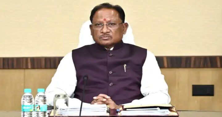 CM हेल्पलाइन पर 2.31 लाख शिकायतें दर्ज, 2.05 लाख का निराकरण; तहसीलदार सस्पेंड